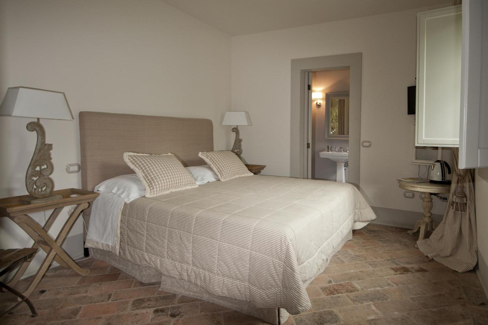 B&B Pieve Degli Artisti ปิเอตราซานตา ห้อง รูปภาพ